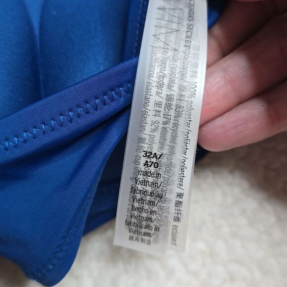 1009 NWT VS Essential Bombshell Add-2-Cups Diamanté Push-Up Bikini Top 32A - Picture 4 of 6